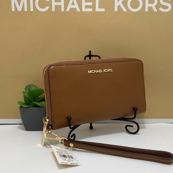 Michael kors wallet - Picture 2 of 12